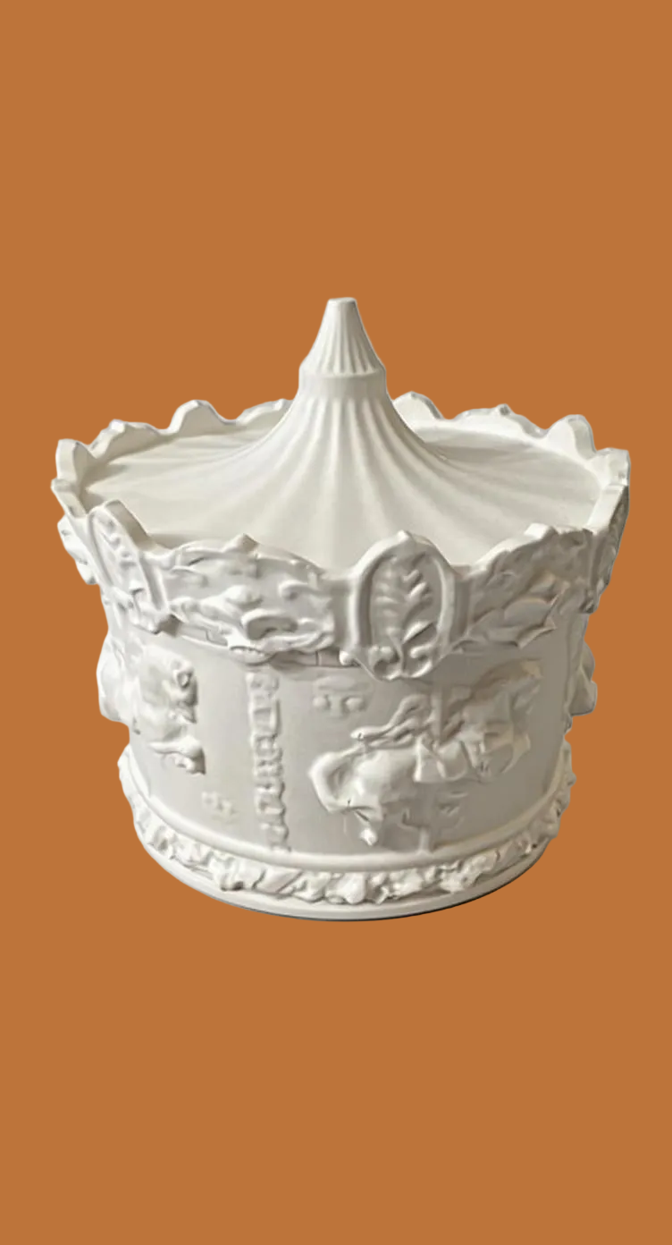 Carrousel blanc laqué